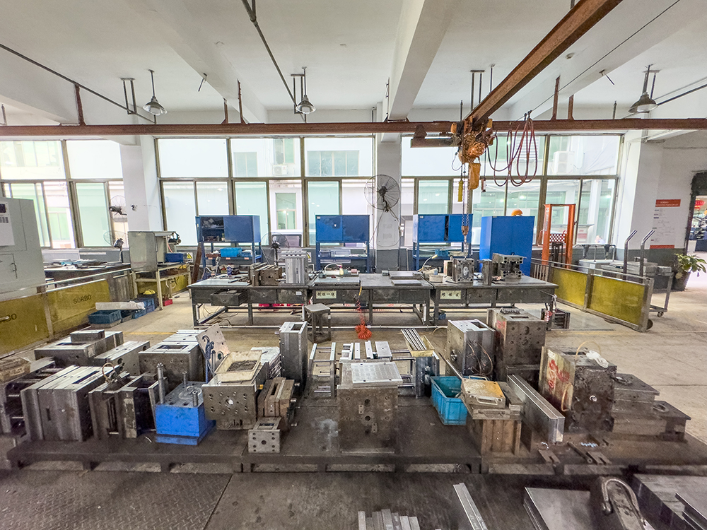 Mold workshop (11)