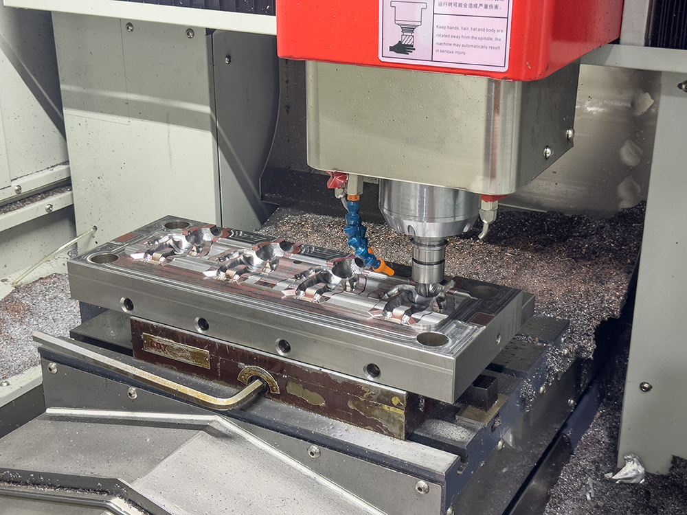 Mold workshop (8)