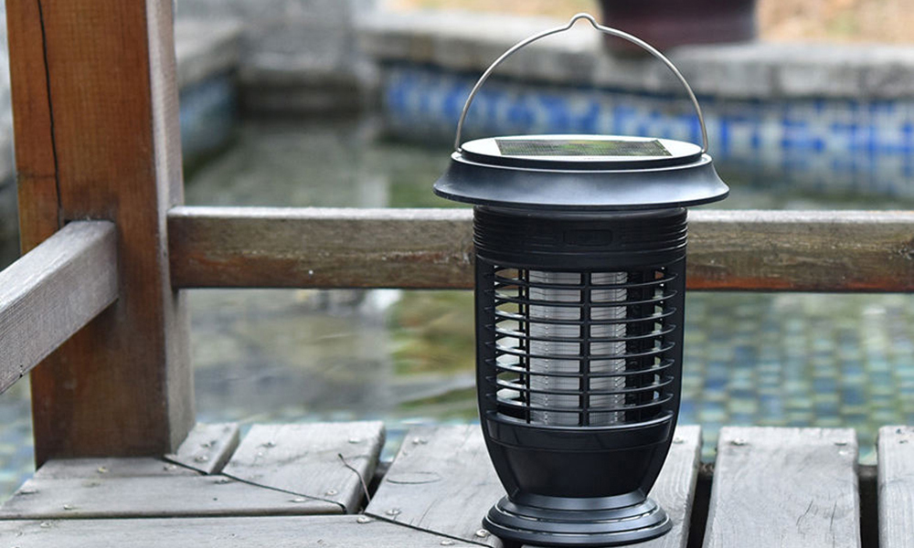 Outdoor Solar Mosquito Killer Lantern with Self-Cleaning & Waterproof Design